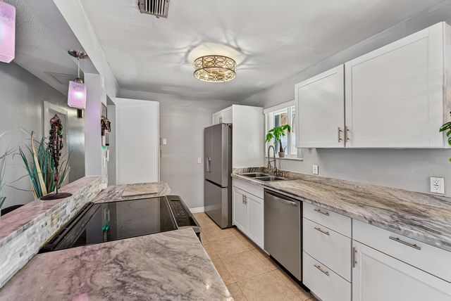 1419 SE 1ST Way, Deerfield Beach, FL 33441