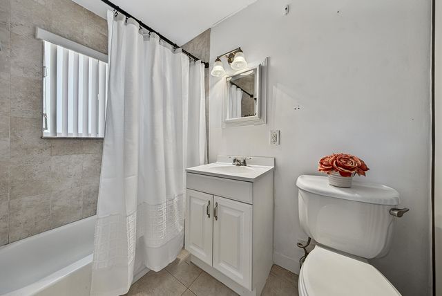 1419 SE 1ST Way, Deerfield Beach, FL 33441
