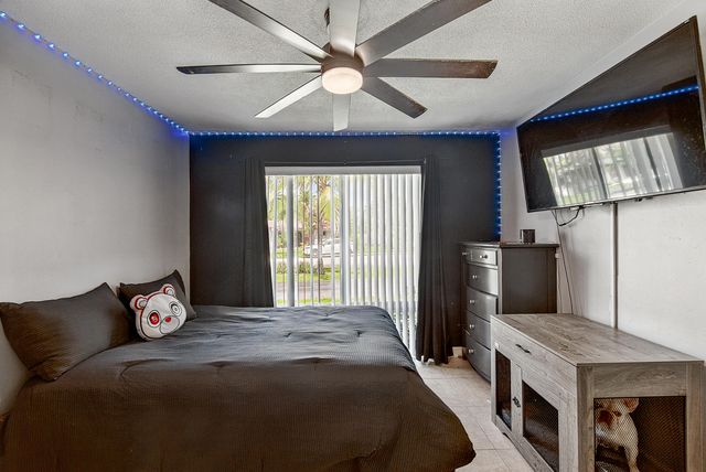 1419 SE 1ST Way, Deerfield Beach, FL 33441