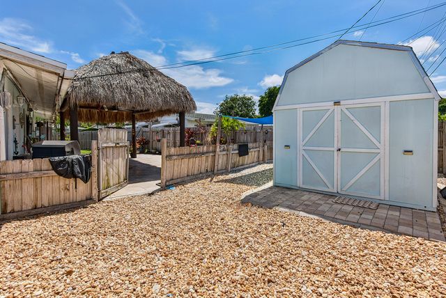1419 SE 1ST Way, Deerfield Beach, FL 33441