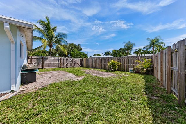 1419 SE 1ST Way, Deerfield Beach, FL 33441