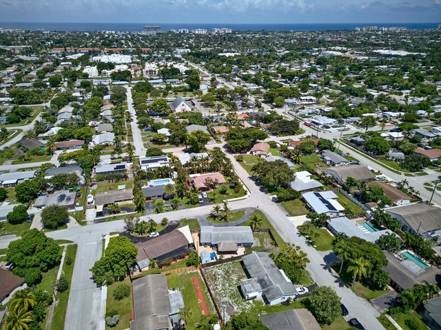 1419 SE 1ST Way, Deerfield Beach, FL 33441