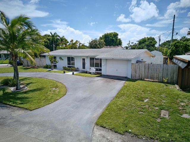 1419 SE 1ST Way, Deerfield Beach, FL 33441