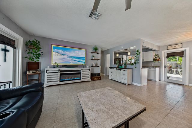 1419 SE 1ST Way, Deerfield Beach, FL 33441