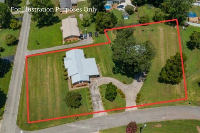 1111 Holders Cove Rd, Winchester, TN 37398