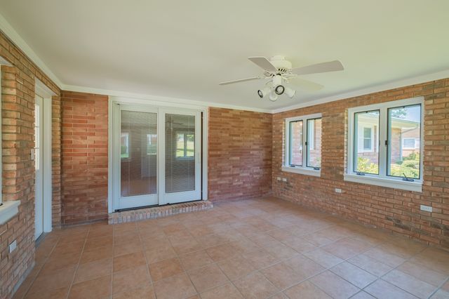 1111 Holders Cove Rd, Winchester, TN 37398