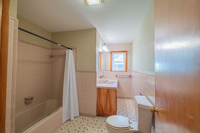 1111 Holders Cove Rd, Winchester, TN 37398