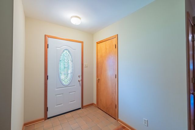 1111 Holders Cove Rd, Winchester, TN 37398
