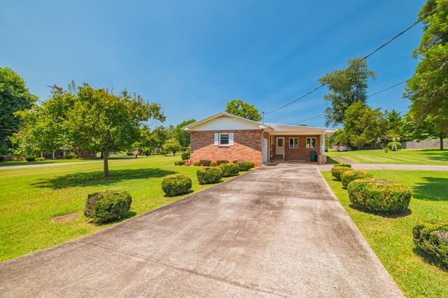 1111 Holders Cove Rd, Winchester, TN 37398