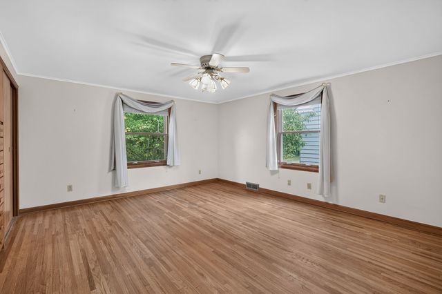 112 N Riverside Drive, Ames, IA 50010