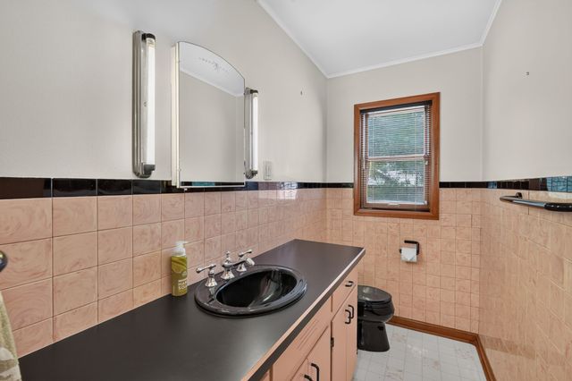 112 N Riverside Drive, Ames, IA 50010