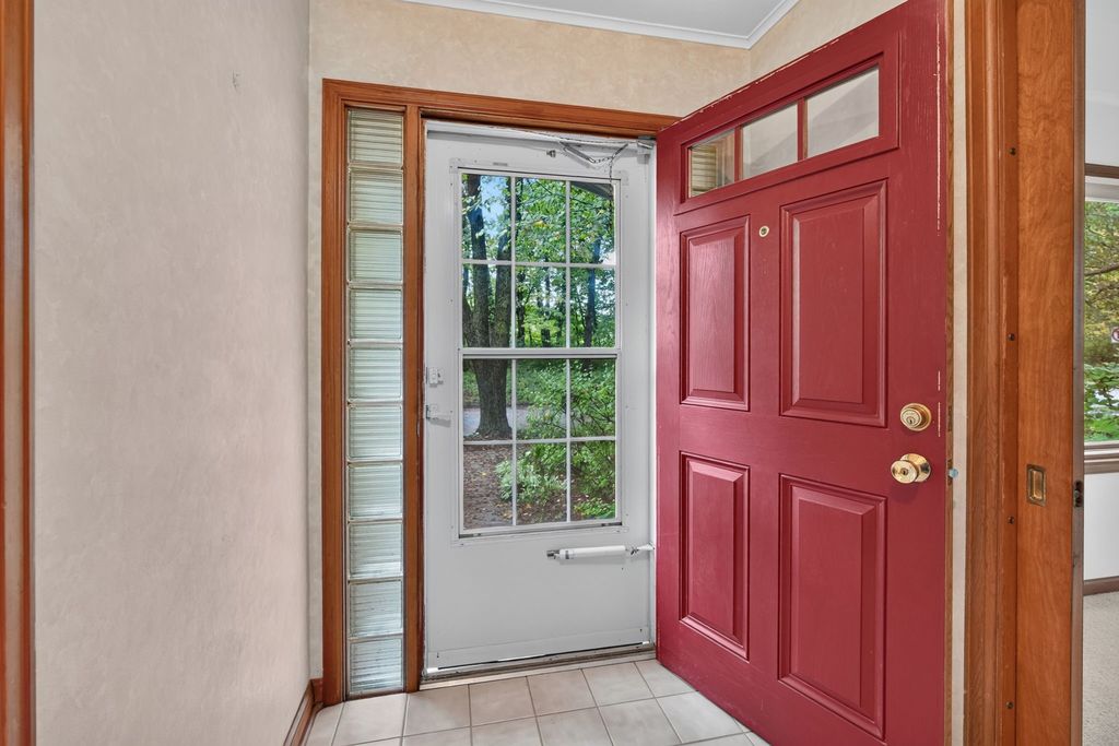 112 N Riverside Drive, Ames, IA 50010