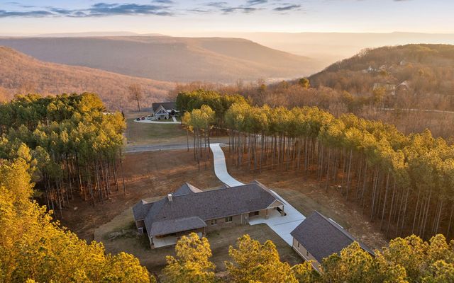 220 High Point Lane, Jasper, TN 37347