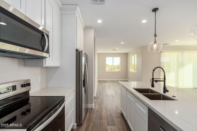 23437 E Cactus Forest Road, Florence, AZ 85132