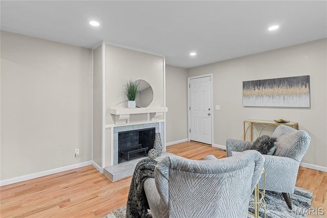 11869 Galba Drive, Florissant, MO 63033