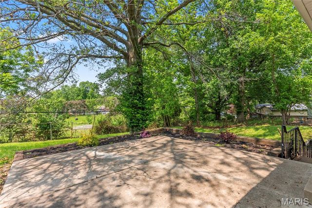 11869 Galba Drive, Florissant, MO 63033