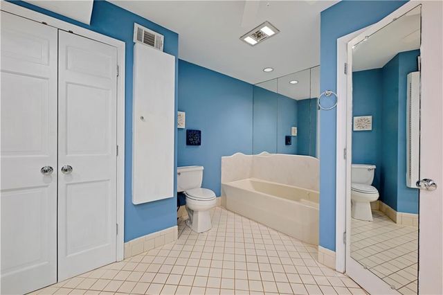 4421 W 112th Terrace, Leawood, KS 66211