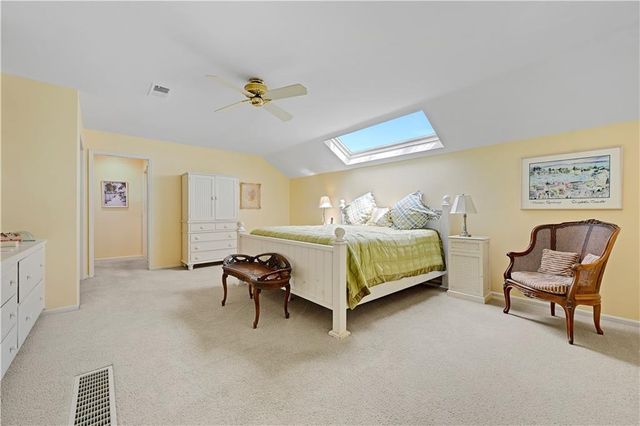 4421 W 112th Terrace, Leawood, KS 66211
