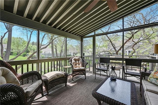 4421 W 112th Terrace, Leawood, KS 66211