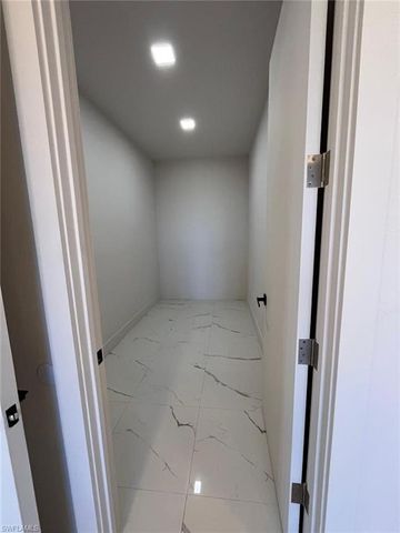 1832 NW 22nd PL, Cape Coral, FL 33993