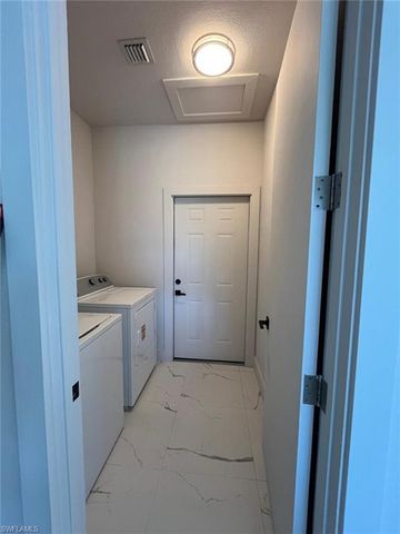 1832 NW 22nd PL, Cape Coral, FL 33993