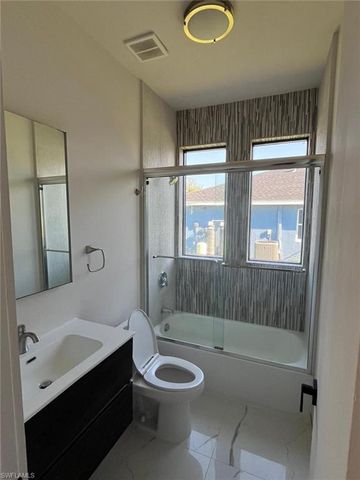 1832 NW 22nd PL, Cape Coral, FL 33993