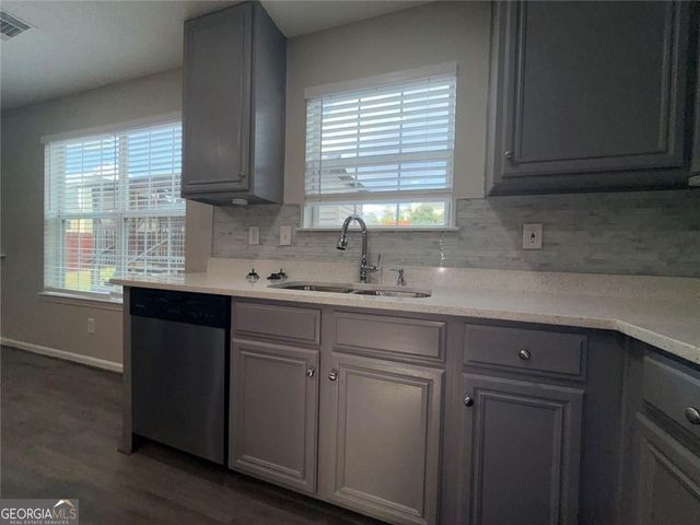 609 Vaughan Drive, Hampton, GA 30228