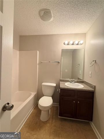 609 Vaughan Drive, Hampton, GA 30228