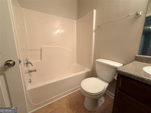609 Vaughan Drive, Hampton, GA 30228