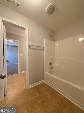 609 Vaughan Drive, Hampton, GA 30228