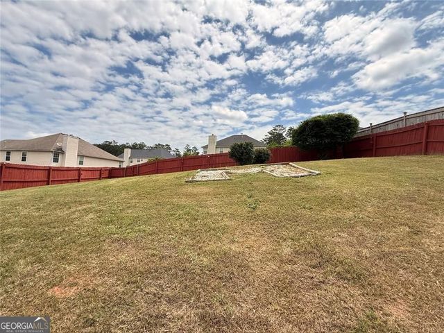 609 Vaughan Drive, Hampton, GA 30228