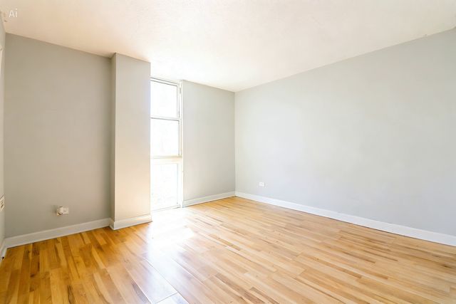 1043 S York Road 212, Bensenville, IL 60106
