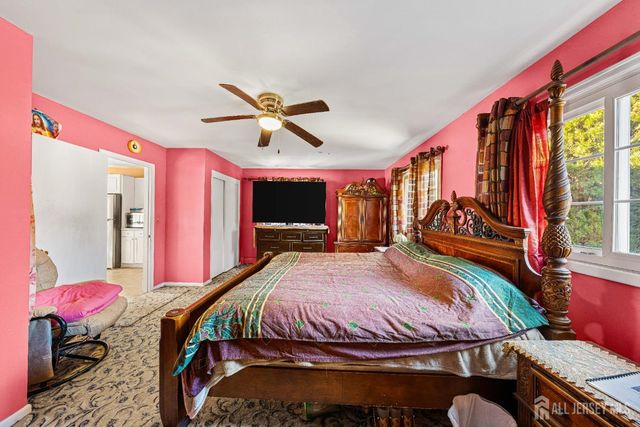 321 Manalapan Road, Spotswood, NJ 08884