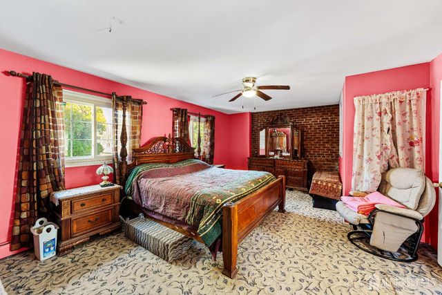 321 Manalapan Road, Spotswood, NJ 08884