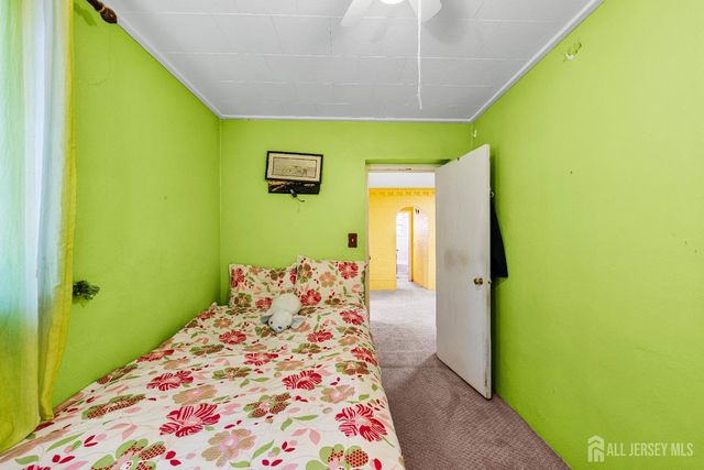 321 Manalapan Road, Spotswood, NJ 08884