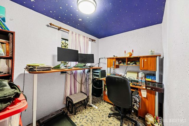 321 Manalapan Road, Spotswood, NJ 08884