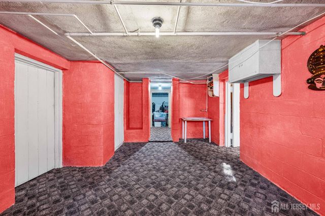 321 Manalapan Road, Spotswood, NJ 08884