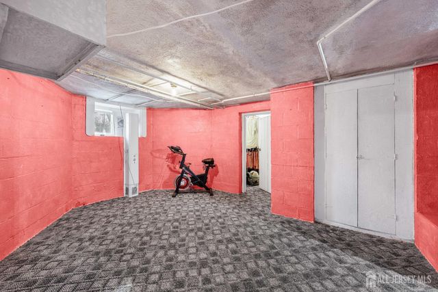 321 Manalapan Road, Spotswood, NJ 08884