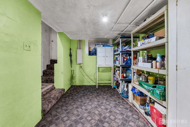 321 Manalapan Road, Spotswood, NJ 08884