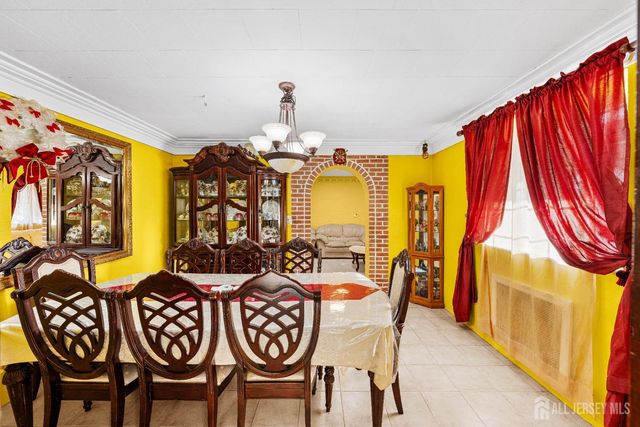 321 Manalapan Road, Spotswood, NJ 08884