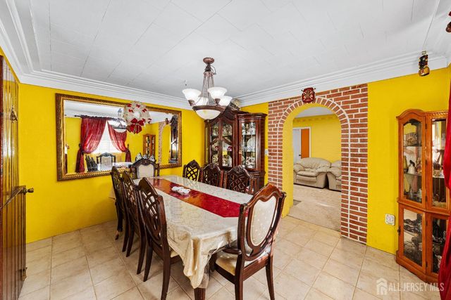 321 Manalapan Road, Spotswood, NJ 08884