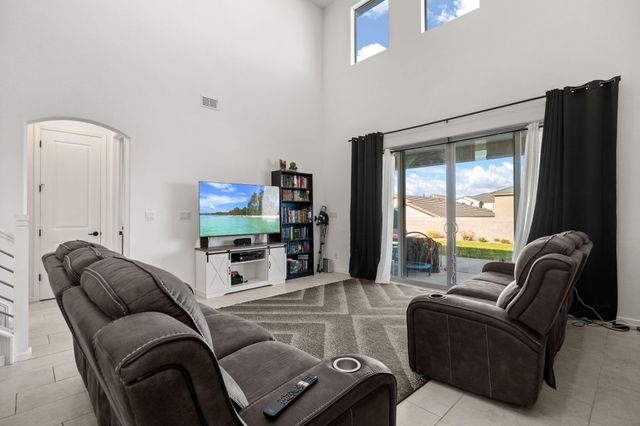 12109 ECHO VALLEY Lane NW, Albuquerque, NM 87120