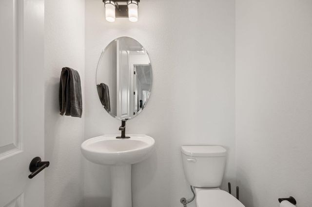 12109 ECHO VALLEY Lane NW, Albuquerque, NM 87120