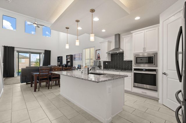12109 ECHO VALLEY Lane NW, Albuquerque, NM 87120