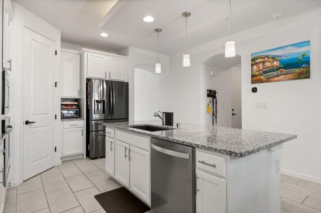 12109 ECHO VALLEY Lane NW, Albuquerque, NM 87120