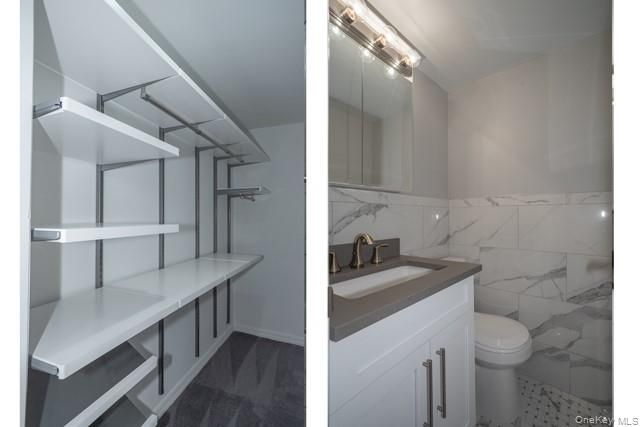 50 Westwood Drive 69, Westbury, NY 11590