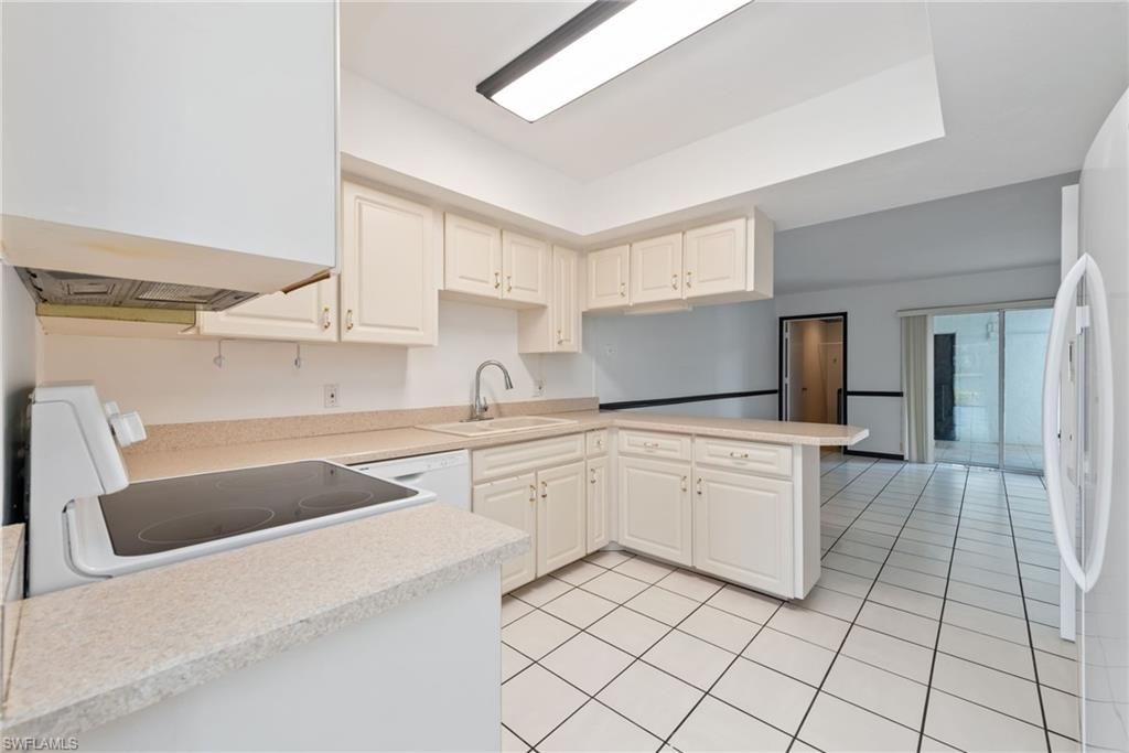 494 Bristle Cone LN 48, NAPLES, FL 34113 — photo 4