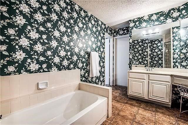 2320 Northlake Court, Irving, TX 75038