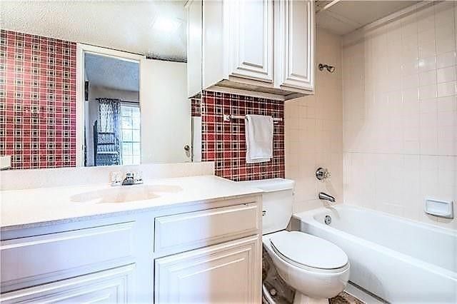 2320 Northlake Court, Irving, TX 75038