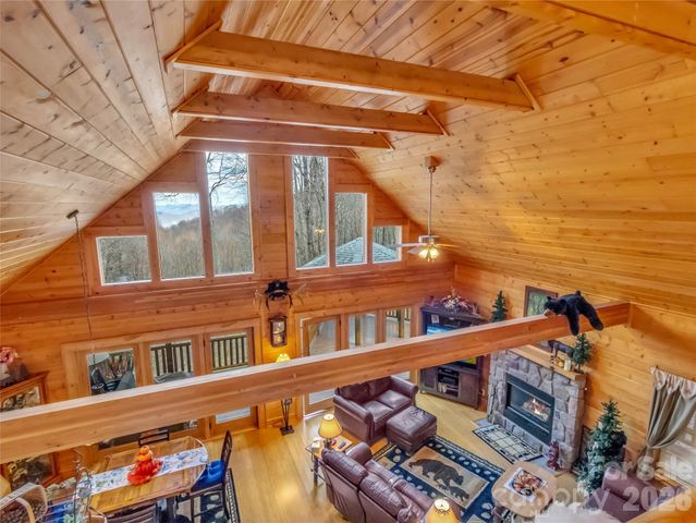 1664 Tawodi Trail, Maggie Valley, NC 28751